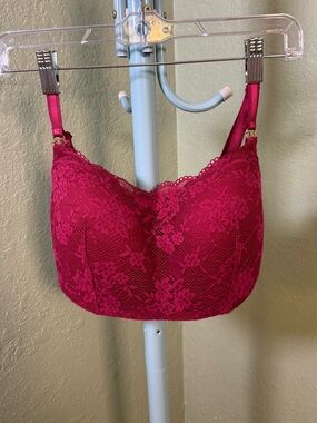 Victoria's Secret Fuchsia Lace Trim Multi-Way Bra